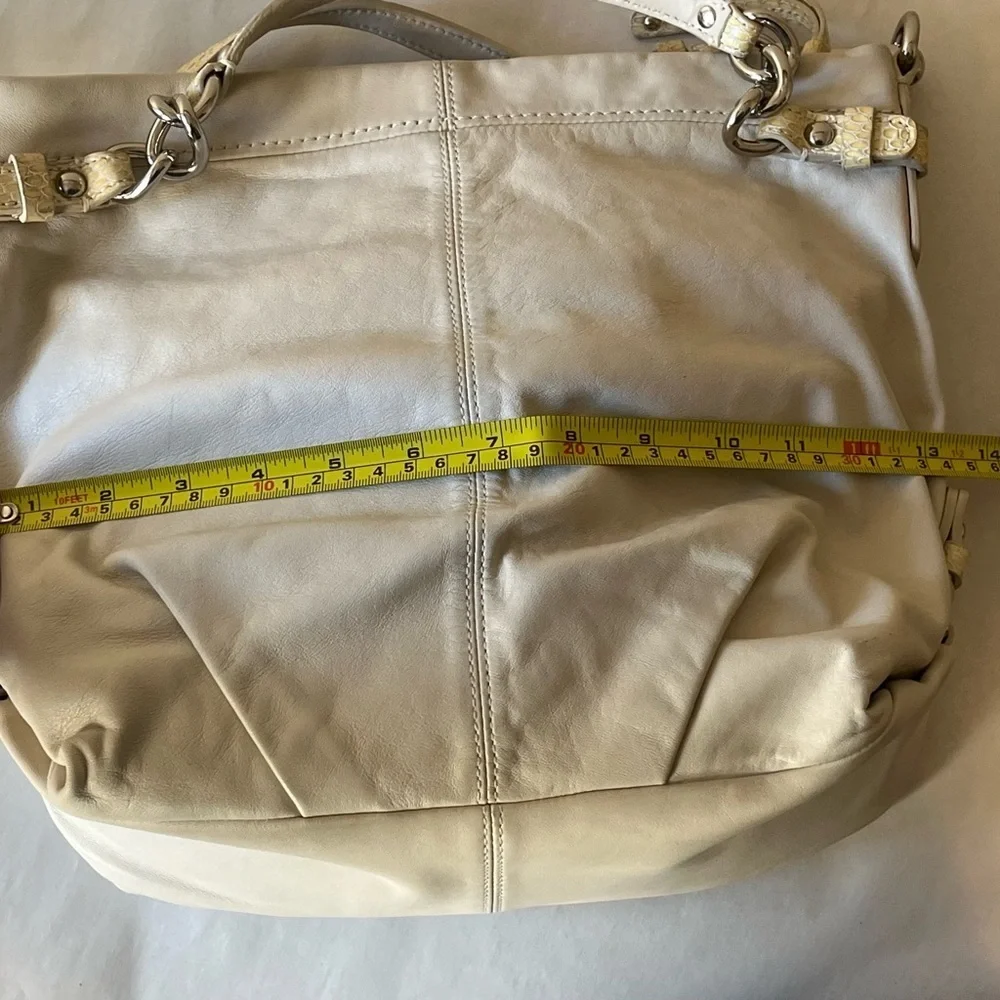 Coach 1941 Ivory Soft Leather Snakeskin Detail Silver Hardware zip top Hobo Bag